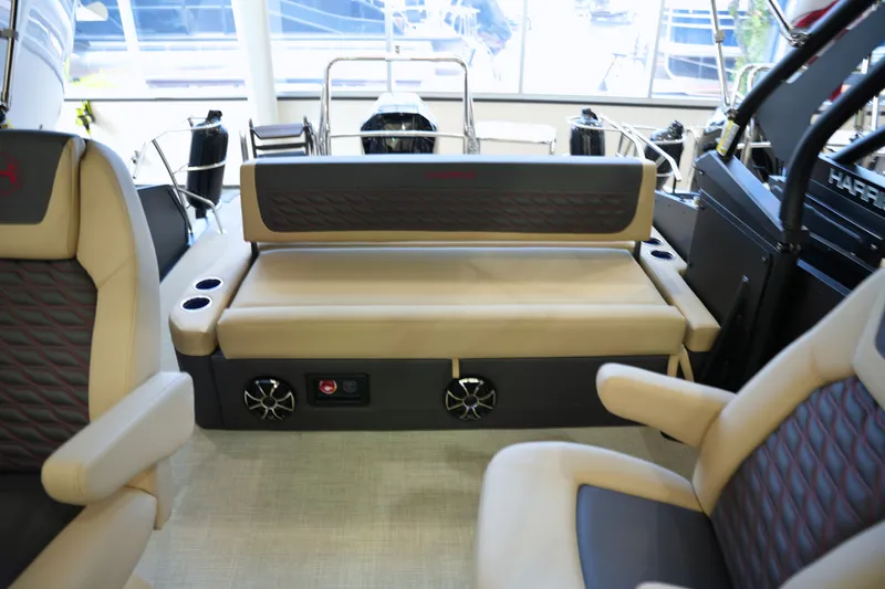Slide: The Image of Harris Sunliner 230 SPORT 2026 - 28