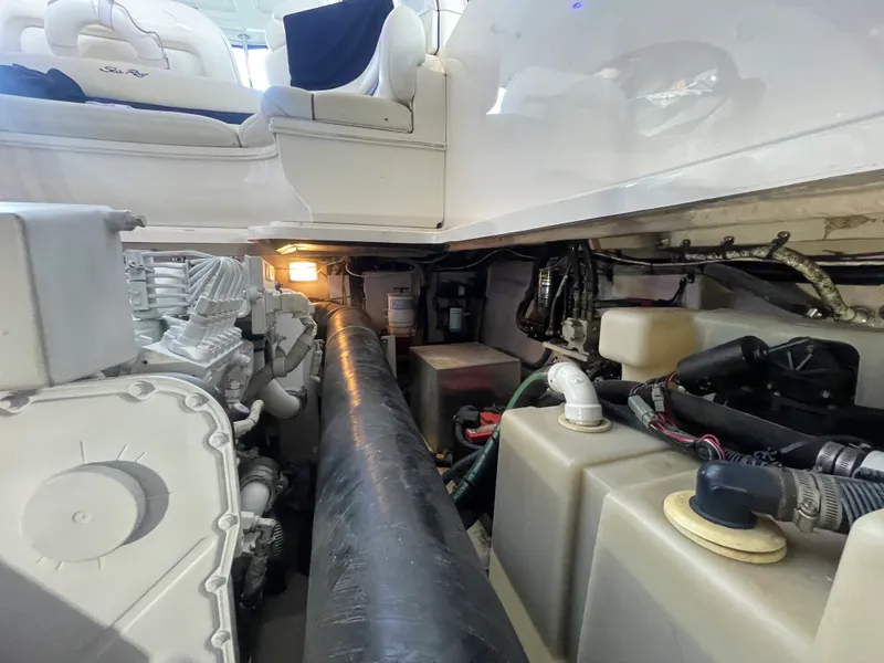 Slide: The Image of Sea Ray 420 SUNDANCER 2005 - 58