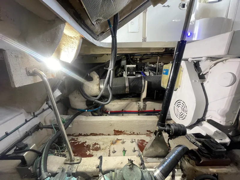 Slide: The Image of Sea Ray 420 SUNDANCER 2005 - 55