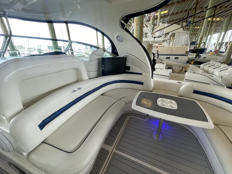 Slide: The Image of Sea Ray 420 SUNDANCER 2005 - 45