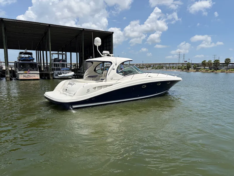 Slide: The Image of Sea Ray 420 SUNDANCER 2005 - 6