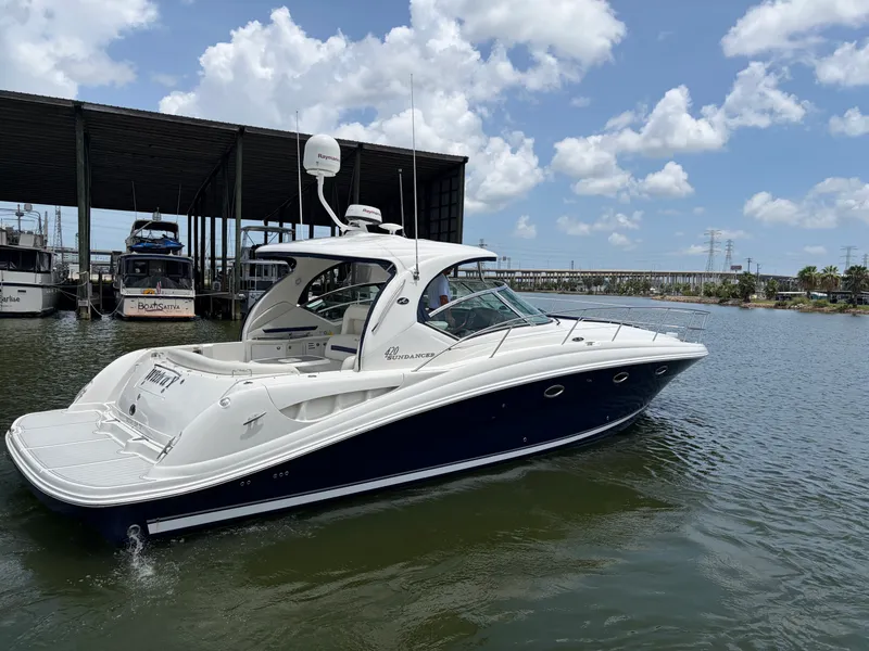 Slide: The Image of Sea Ray 420 SUNDANCER 2005 - 11
