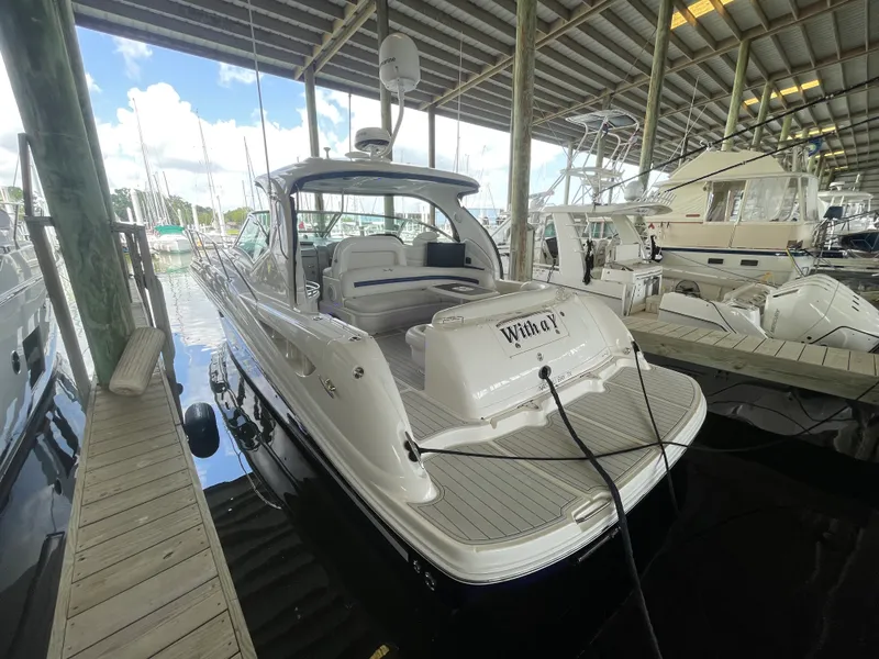 Slide: The Image of Sea Ray 420 SUNDANCER 2005 - 42