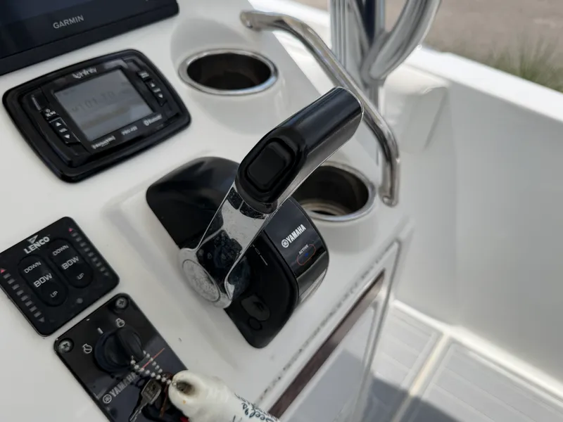 Slide: The Image of Sea Hunt 234 ULTRA 2014 - 15