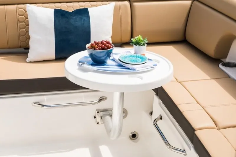 Slide: The Image of Sea Ray SDX 290 Outboard 2027 - 12