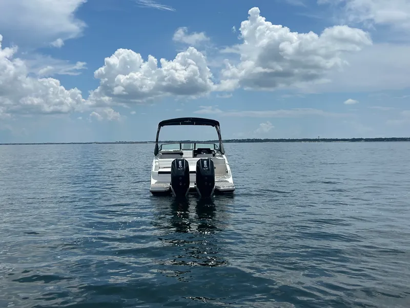 Slide: The Image of Sea Ray SDX 290 Outboard 2027 - 7