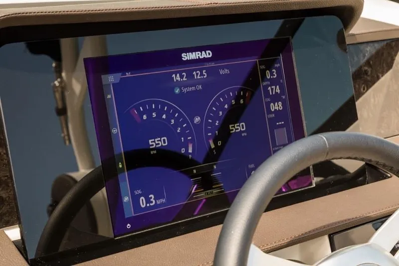 Slide: The Image of Sea Ray SDX 290 Outboard 2027 - 18