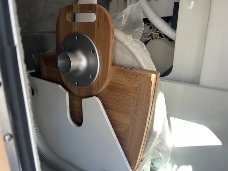 Slide: The Image of Sea Ray SDX 290 Outboard 2027 - 22