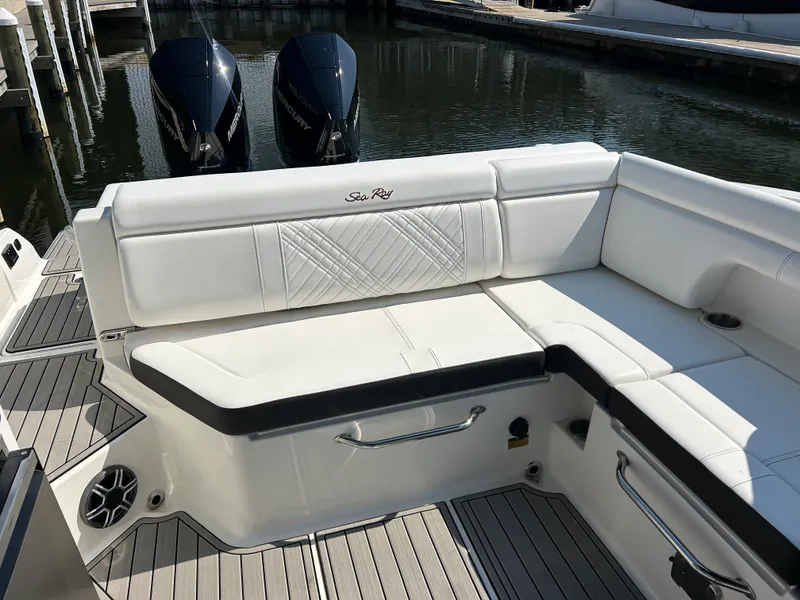 Slide: The Image of Sea Ray SDX 290 Outboard 2027 - 15