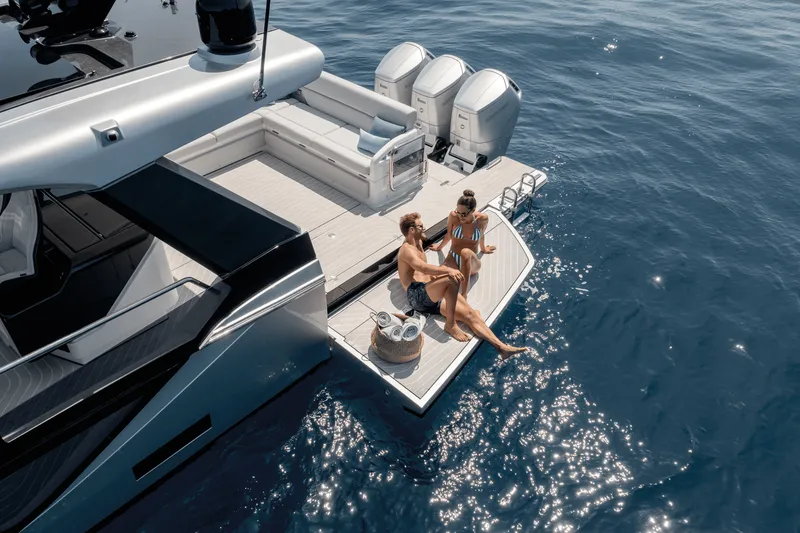 Slide: The Image of Azimut Verve 48 2027 - 23