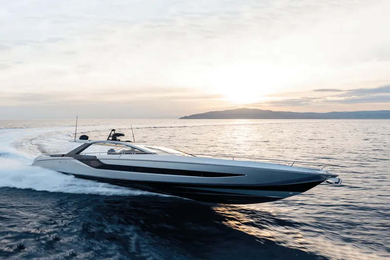 Slide: The Image of Azimut Verve 48 2027 - 49