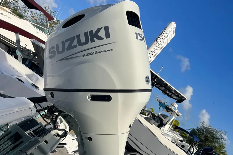 Slide: The Image of Suzuki outboard motor on a 2023 Piranha B2200 CASADOR boat. - 24