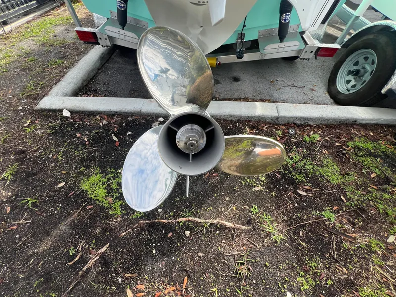 Slide: The Image of Piranha B2200 CASADOR 2023 boat propeller on trailer. - 30