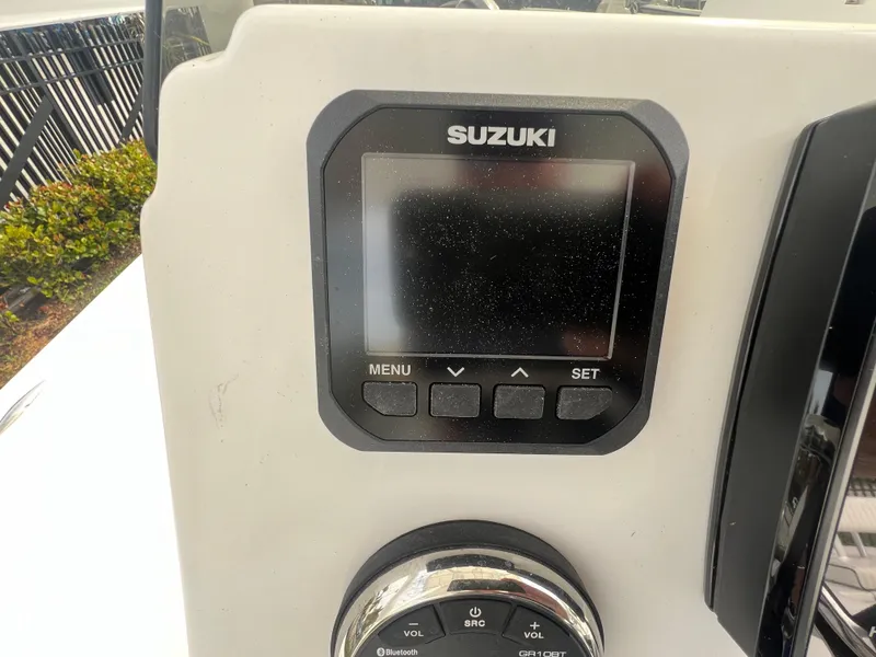 Slide: The Image of Suzuki control panel on Piranha B2200 CASADOR 2023. - 36