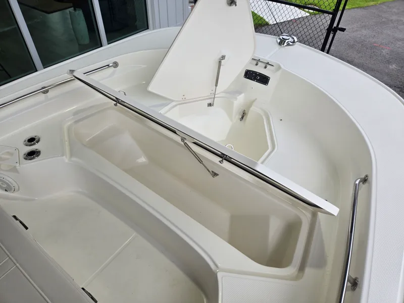 Slide: The Image of Boston Whaler 210 Montauk 2027 - 17
