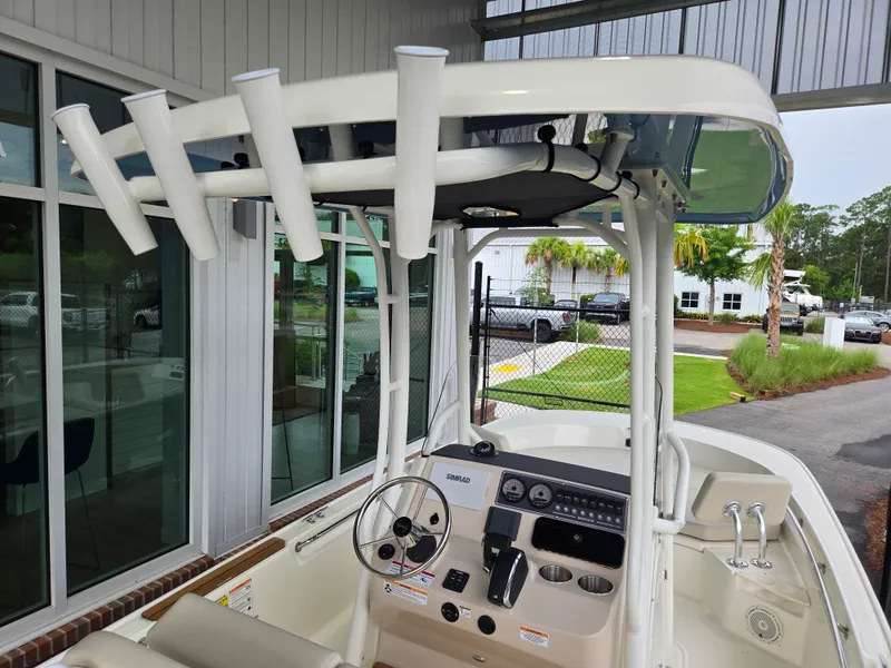 Slide: The Image of Boston Whaler 210 Montauk 2027 - 8