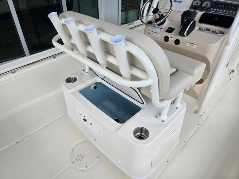 Slide: The Image of Boston Whaler 210 Montauk 2027 - 7