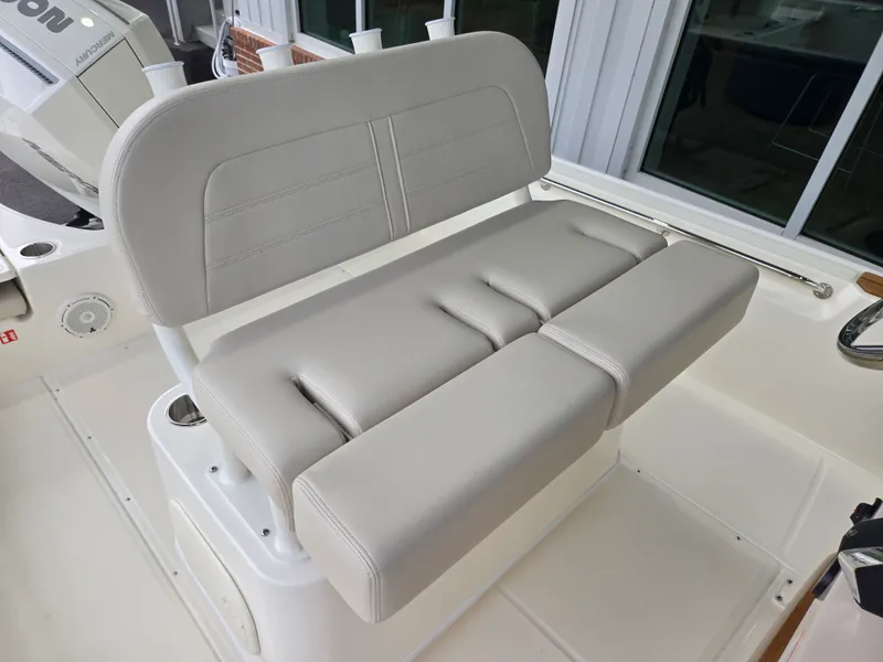Slide: The Image of Boston Whaler 210 Montauk 2027 - 9