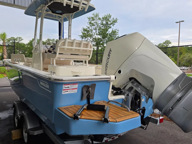 Slide: The Image of Boston Whaler 210 Montauk 2027 - 3