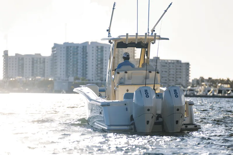 Slide: The Image of Scout 260 LXF 2027 - 12