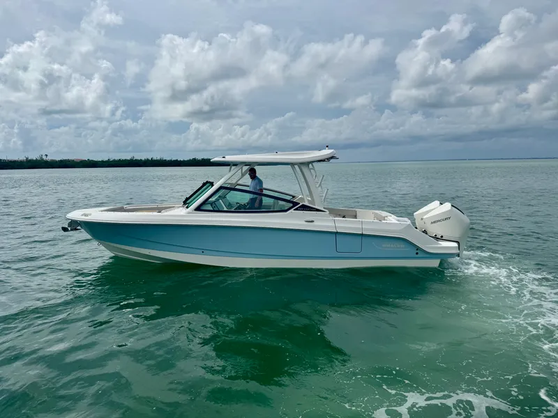 Slide: The Image of Boston Whaler 280 VANTAGE 2024 - 11