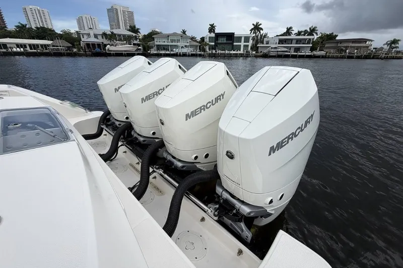 Slide: The Image of Boston Whaler 380 Outrage 2027 - 15