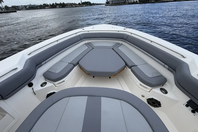 Slide: The Image of Boston Whaler 380 Outrage 2027 - 35