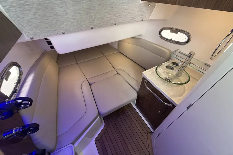 Slide: The Image of Boston Whaler 380 Outrage 2027 - 39