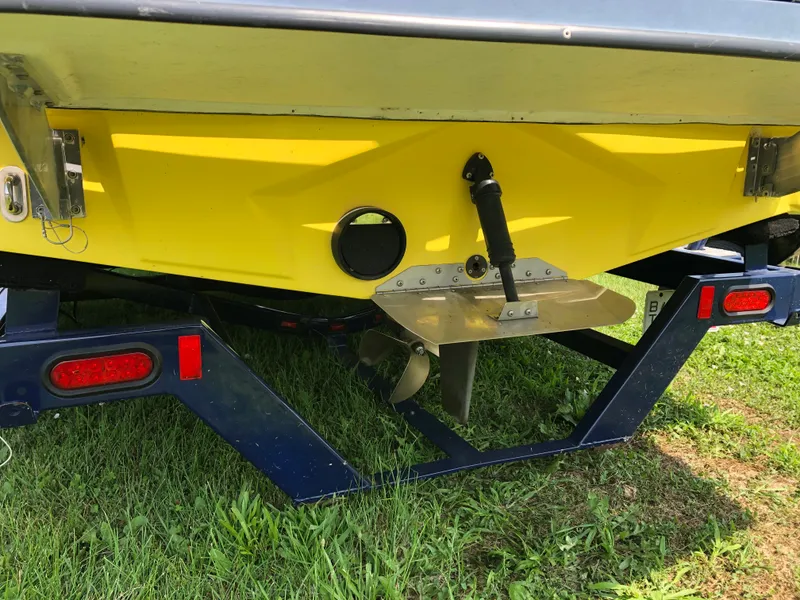 Slide: The Image of Tige RZ4 2012 - 10