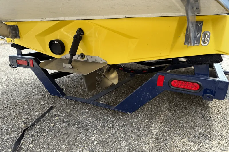 Slide: The Image of Tige RZ4 2012 - 11