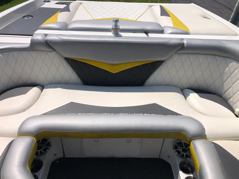 Slide: The Image of Tige RZ4 2012 - 57