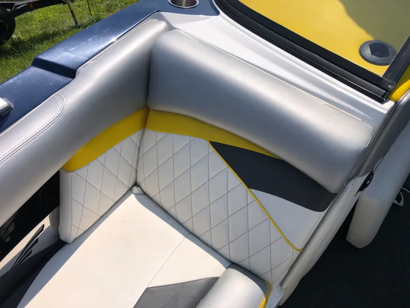 Slide: The Image of Tige RZ4 2012 - 69