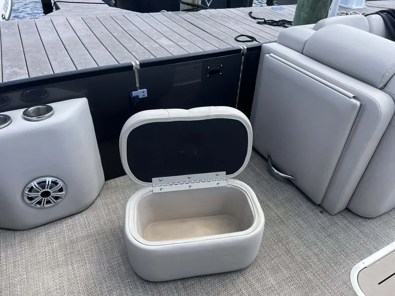 Slide: The Image of Bennington QX 2018 - 16