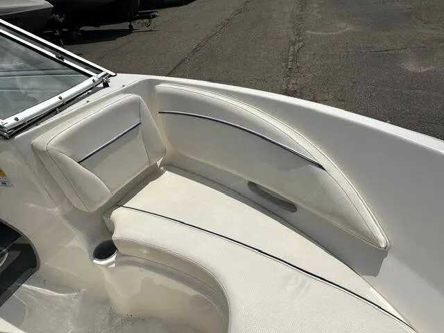 Slide: The Image of Bayliner 195 BR 2012 - 7