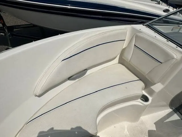 Slide: The Image of Bayliner 195 BR 2012 - 8