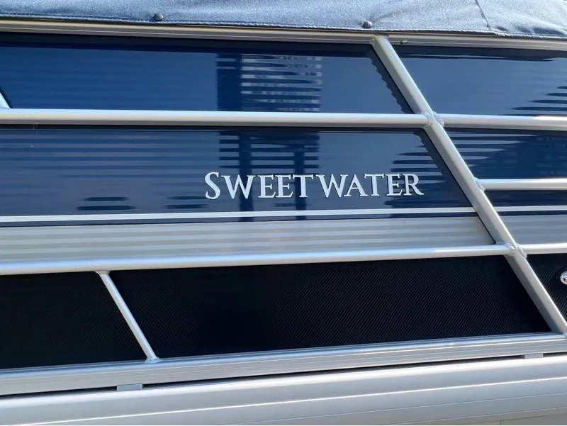 Slide: The Image of Godfrey Sweetwater 2286SB 2023 - 4