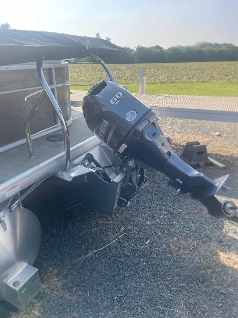 Slide: The Image of Godfrey SW2086C 2023 - 6