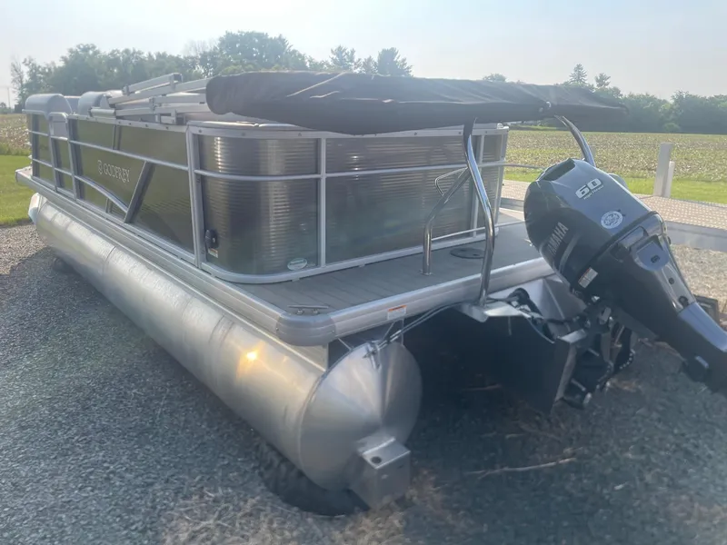 Slide: The Image of Godfrey SW2086C 2023 - 7