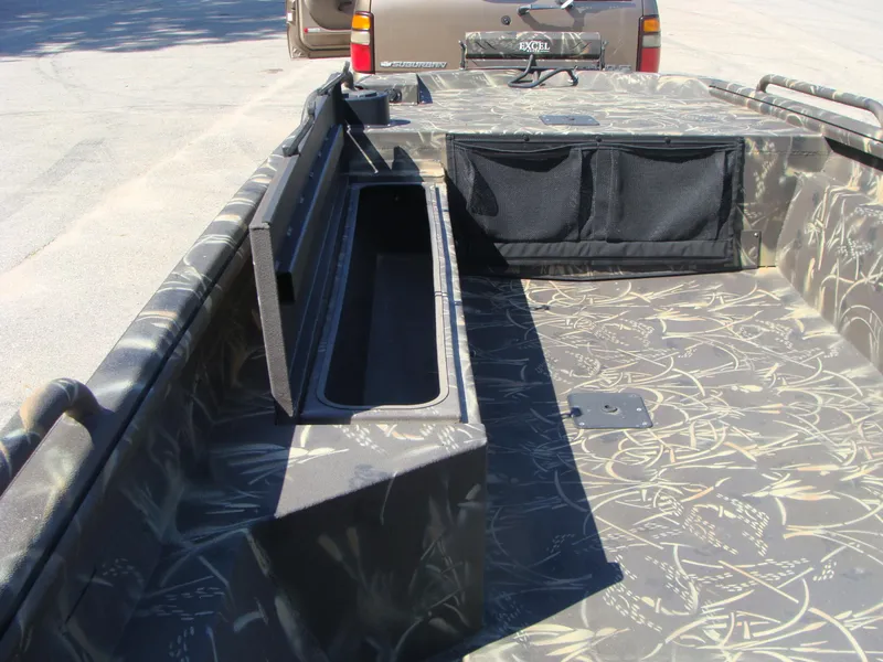 Slide: The Image of Excel 1754 SWV Pro 4 2023 - 8