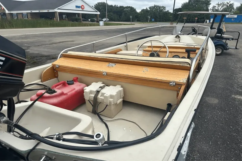 Slide: The Image of Boston Whaler 13 SPORT 1992 - 3