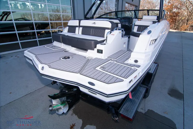 Slide: The Image of 2023 Monterey M6 boat at Big Thunder Marine dealership. - 15