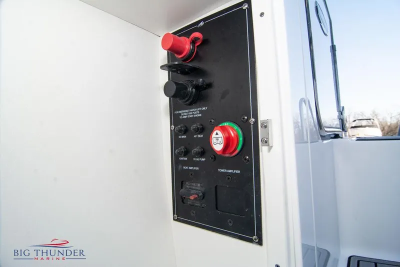 Slide: The Image of Control panel of a 2023 Monterey M6 boat by Big Thunder Marine. - 27