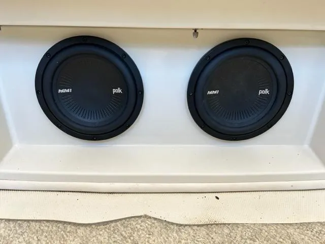 Slide: The Image of Dual Polk audio speakers on a 2008 Sea Ray 230 Select Fission boat. - 16