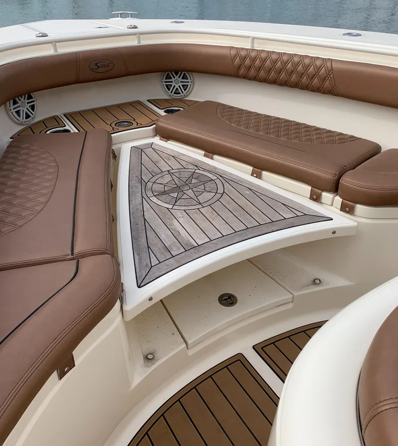 Slide: The Image of Scout 350 LXF 2018 - 52