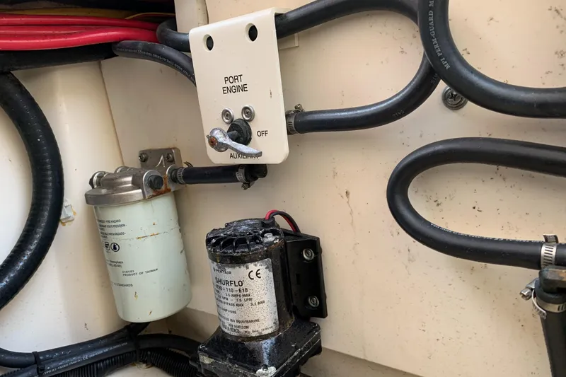 Slide: The Image of Scout 350 LXF 2018 - 62