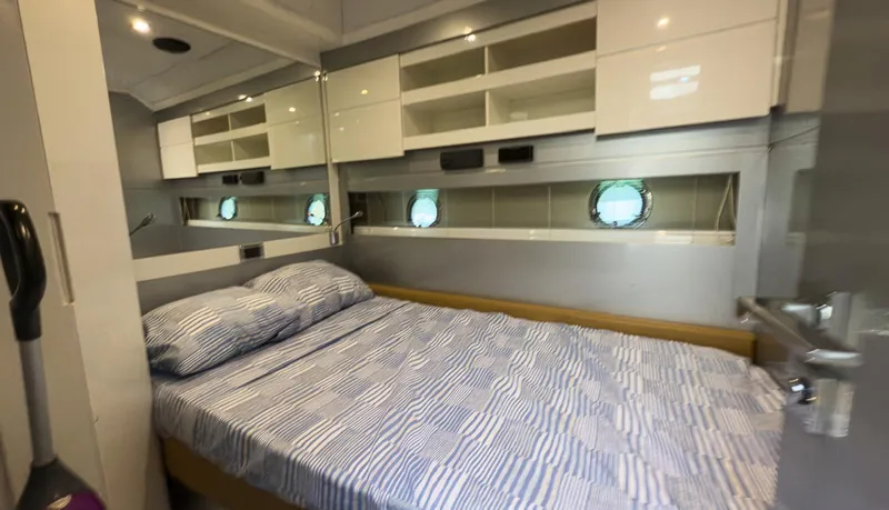 Slide: The Image of Azimut Atlantis 58 2013 - 51