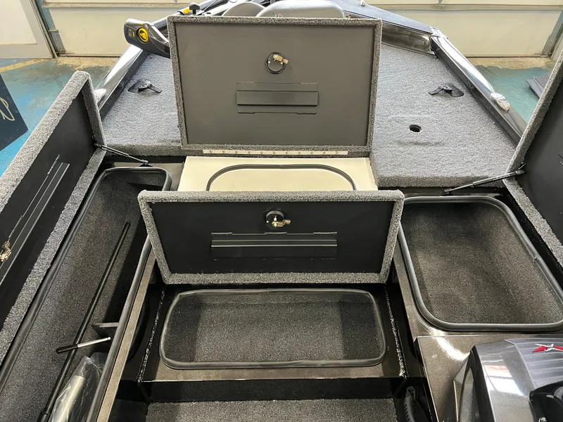 Slide: The Image of 2023 Vexus AVX181 boat storage compartments and livewell. - 9