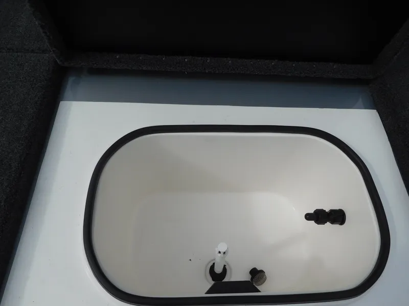 Slide: The Image of Vexus DEFENDER 189 2026 - 4