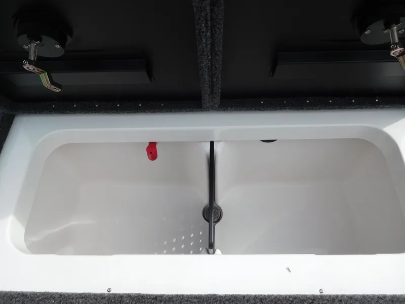 Slide: The Image of Vexus DEFENDER 189 2026 - 9