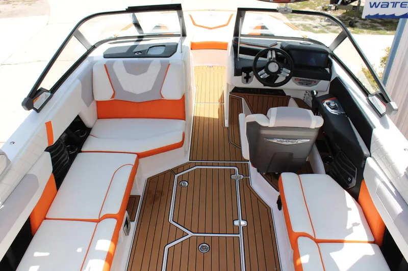 Slide: The Image of Nautique G23 2022 - 7
